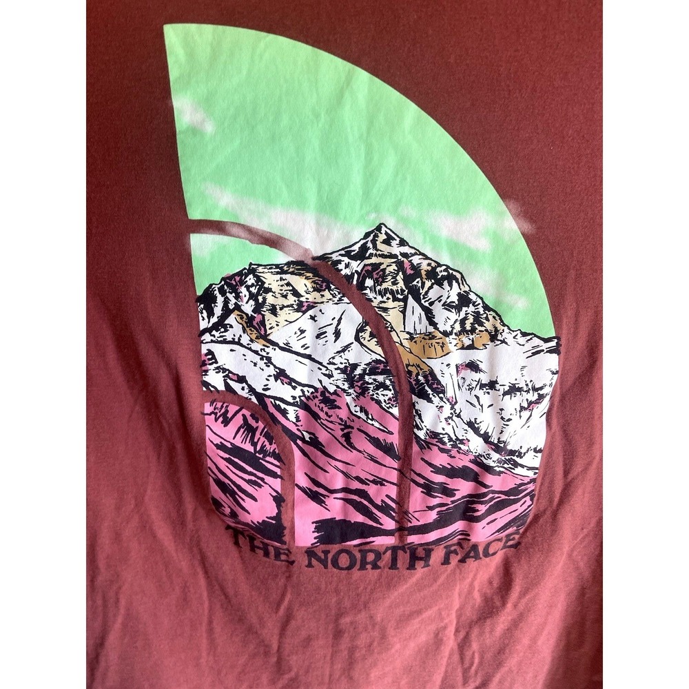 The North Face Mens Long Sleeve Graphic Mountain T-Shirt Burgundy Rose 1XL
